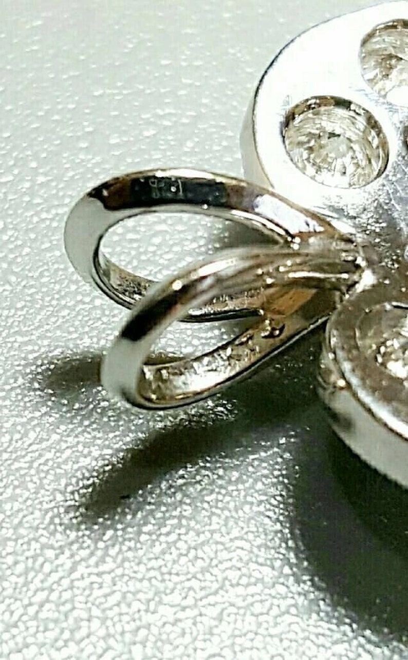 14K White Gold Diamond Heart Shaped Pendant on a 14K Gold Pendant Chain - Image 4