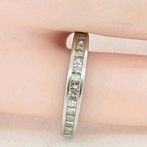 Platinum Princess Cut Diamond Band Ring, 0.75 Carat, VS1 G, Size 5